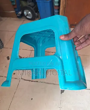 Little Rectangular Mini Plastic Chair