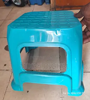 Little Rectangular Mini Plastic Chair