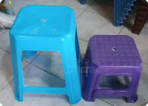 Little Rectangular Mini Plastic Chair