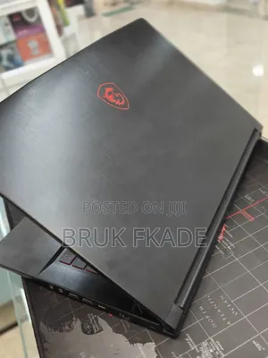 New Laptop MSI Cyborg 14 16GB Intel Core I5 SSD 256GB