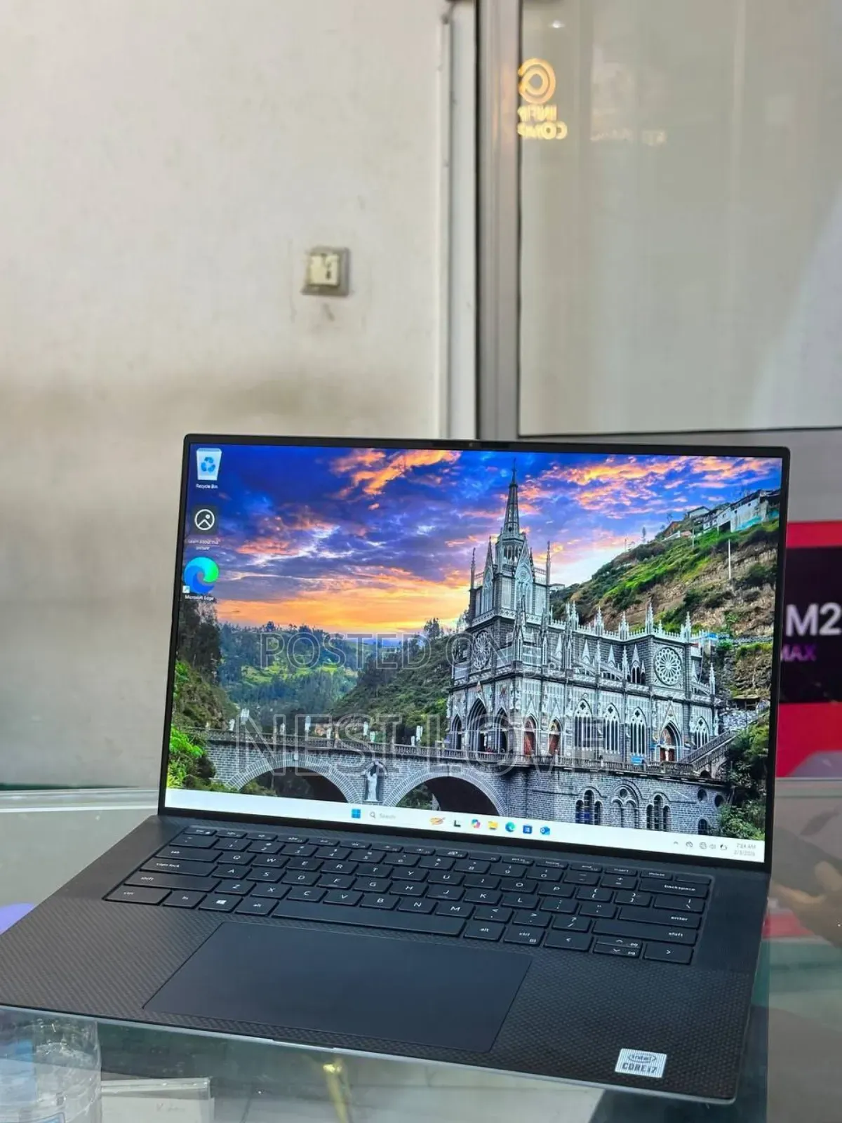 New Laptop Dell Precision 5550 16GB Intel Core I7 SSD 512GB