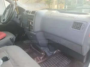 Toyota Grand HiAce 2008 White