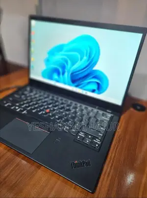 New Laptop Lenovo ThinkPad X1 Carbon 8GB Intel Core I7 SSD 512GB
