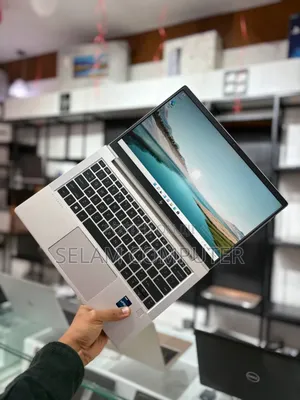 New Laptop HP 630 16GB Intel Core I7 SSD 512GB