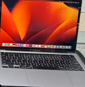 New Laptop Apple MacBook Pro 2022 M2 8GB Apple M2 SSD 256GB
