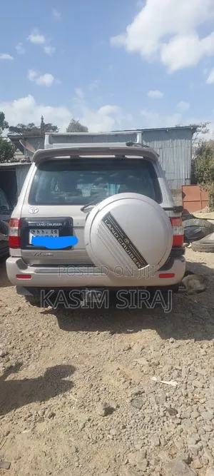 Toyota Land Cruiser 100 VX 4.2 DT Automatic 2005 Blue