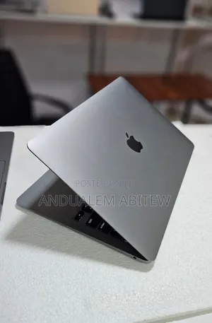 New Laptop Apple MacBook Air 2020 M1 8GB Apple M1 SSD 256GB