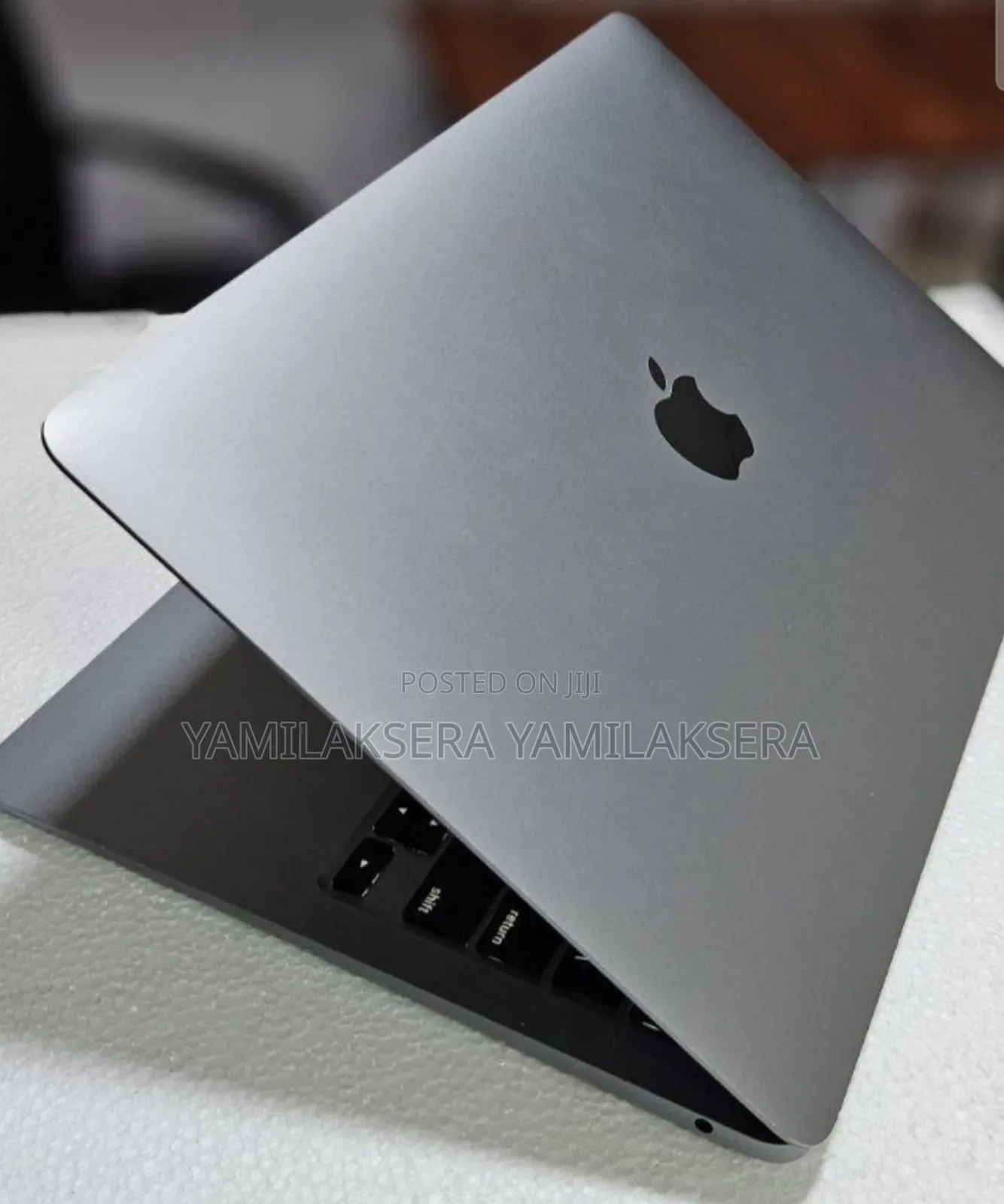 New Laptop Apple MacBook Air 2020 M1 8GB Apple M1 SSD 256GB