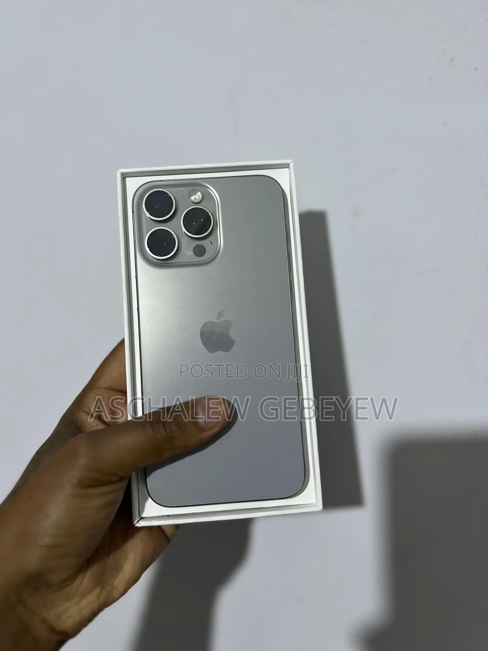 New Apple iPhone 15 Pro Max 256 GB Silver