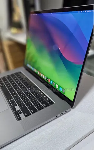 New Laptop Apple MacBook Pro 2019 16GB Intel Core I9 SSD 1T