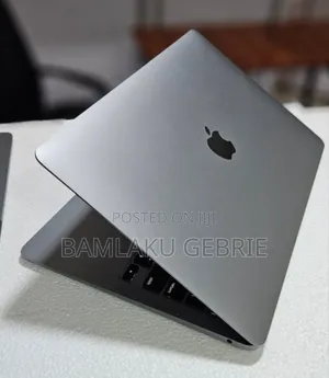 New Laptop Apple MacBook Air 2020 M1 8GB Apple M1 SSD 256GB
