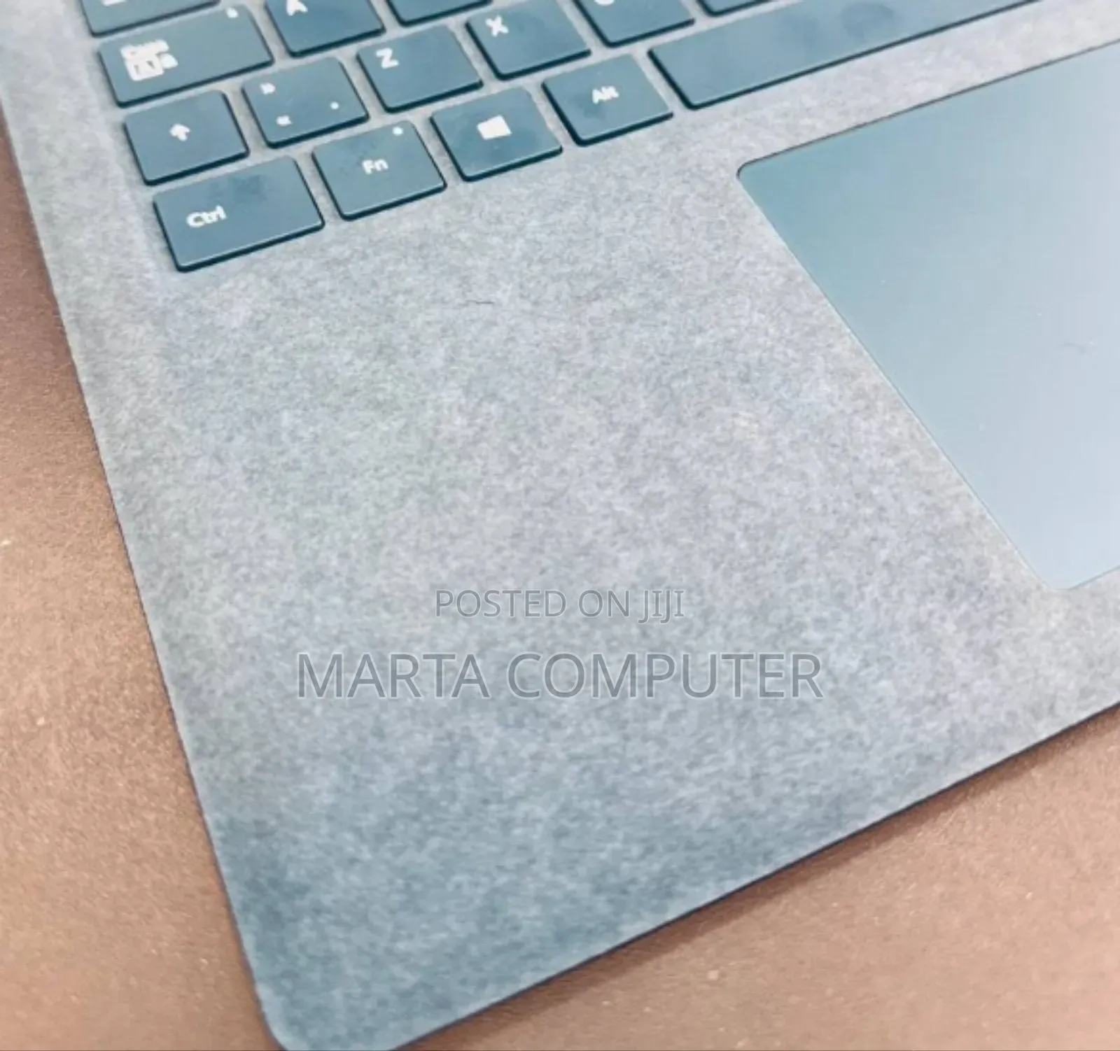 New Laptop Microsoft Surface 16GB Intel Core I7 SSD 256GB