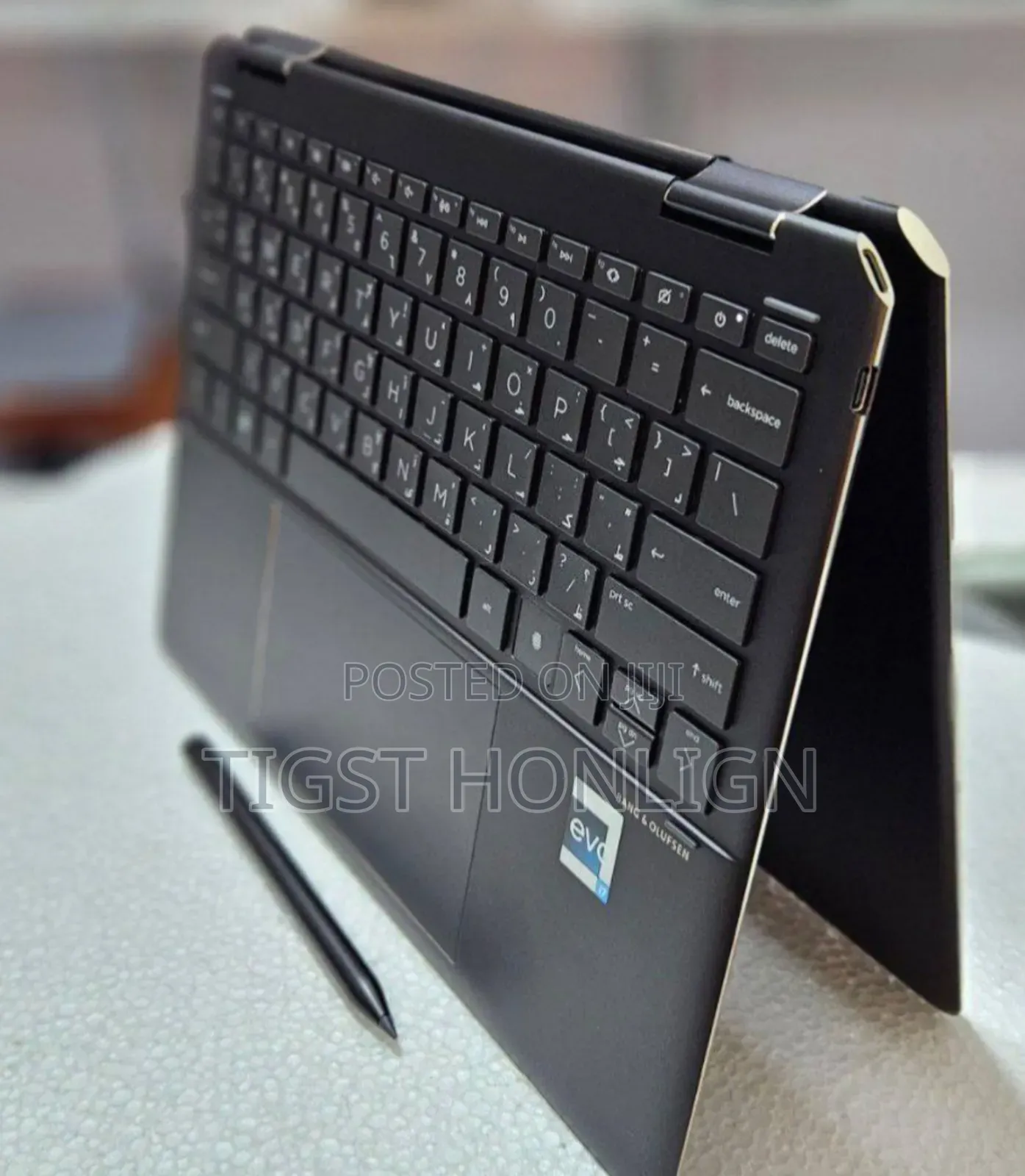 New Laptop HP Spectra 13 16GB Intel Core I7 SSD 1T