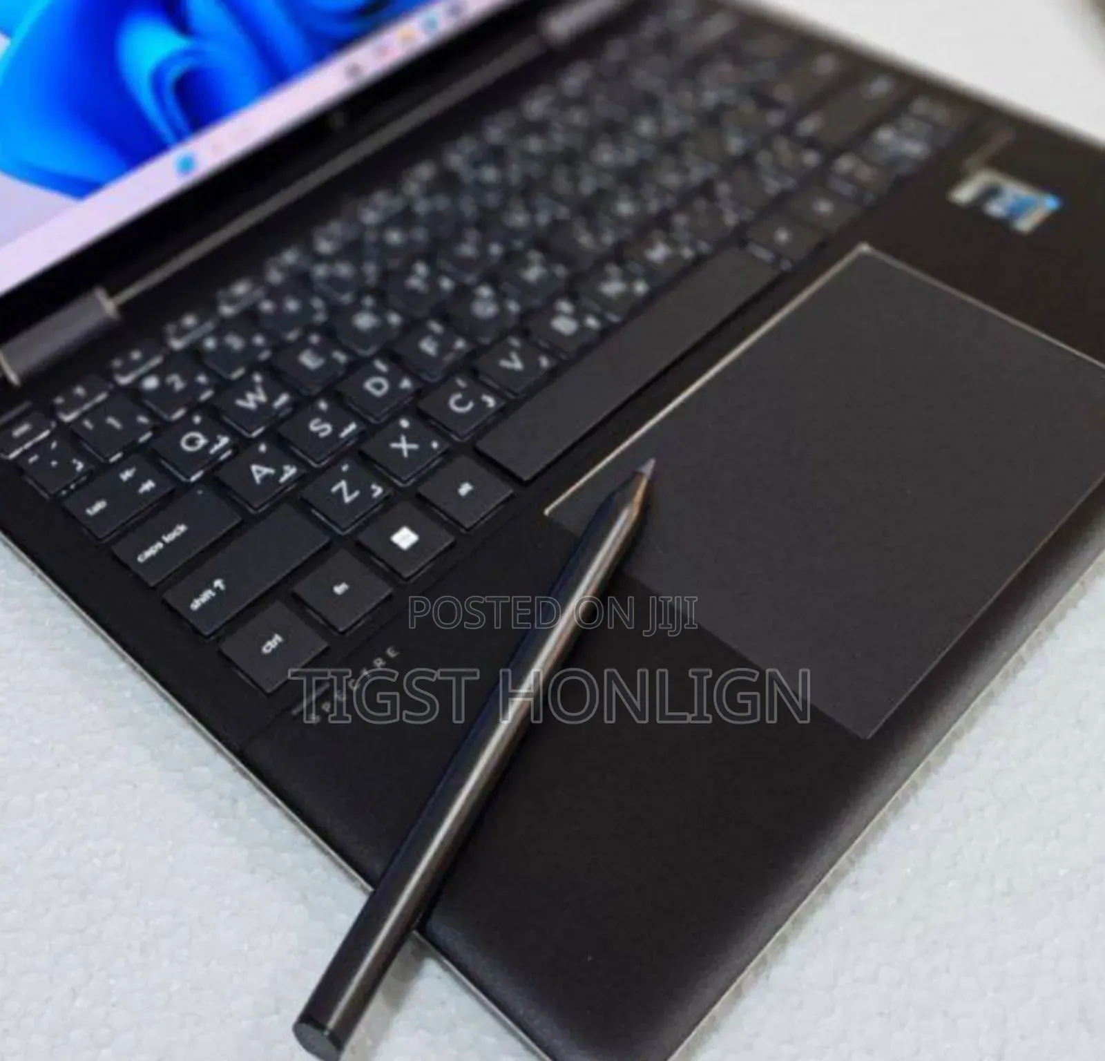 New Laptop HP Spectra 13 16GB Intel Core I7 SSD 1T