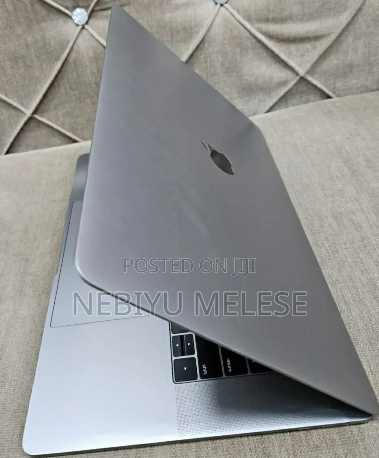 New Laptop Apple MacBook Pro 2019 16GB Intel Core I9 SSD 512GB