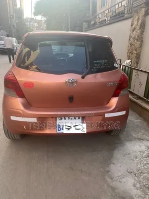 Toyota Yaris 2007 Orange