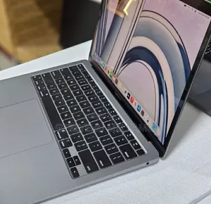 New Laptop Apple MacBook Air 2020 M1 8GB Intel Core I7 SSD 256GB