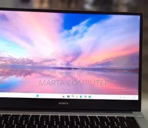 New Laptop Howard 8GB AMD Ryzen 5 SSD 512GB