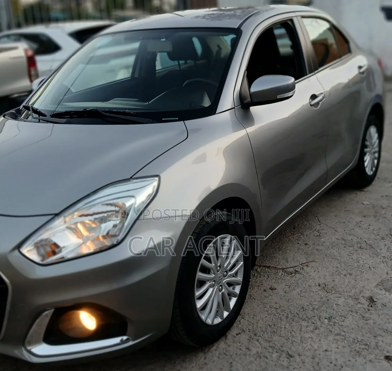 Suzuki Dzire 2023 Silver
