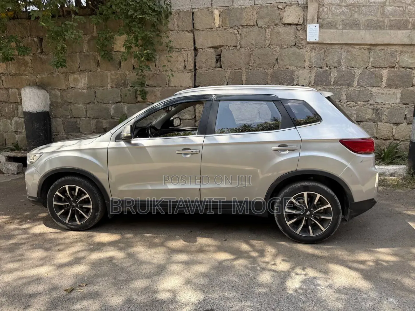 Bestune T33 1.2 FWD 2022 Gold