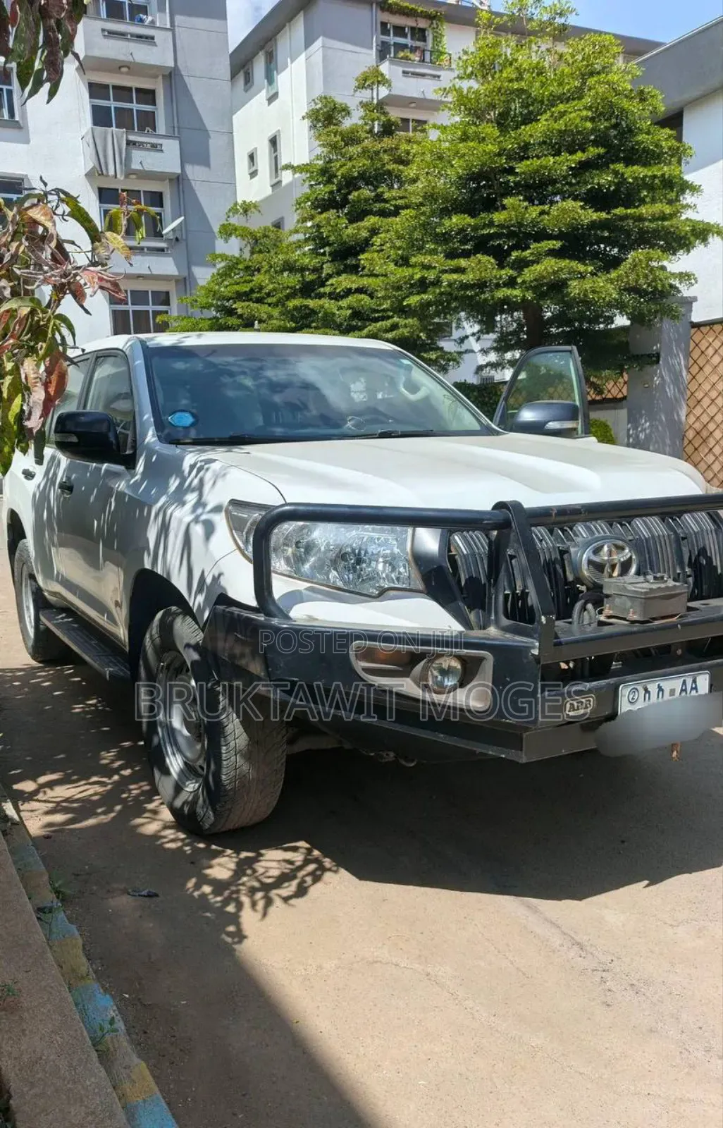 Toyota Land Cruiser 2018 White