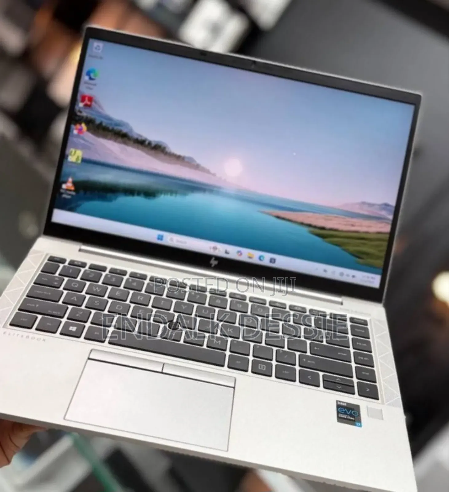 New Laptop HP EliteBook 830 G8 16GB Intel Core I5 SSD 512GB