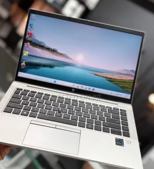 New Laptop HP EliteBook 830 G8 16GB Intel Core I5 SSD 512GB