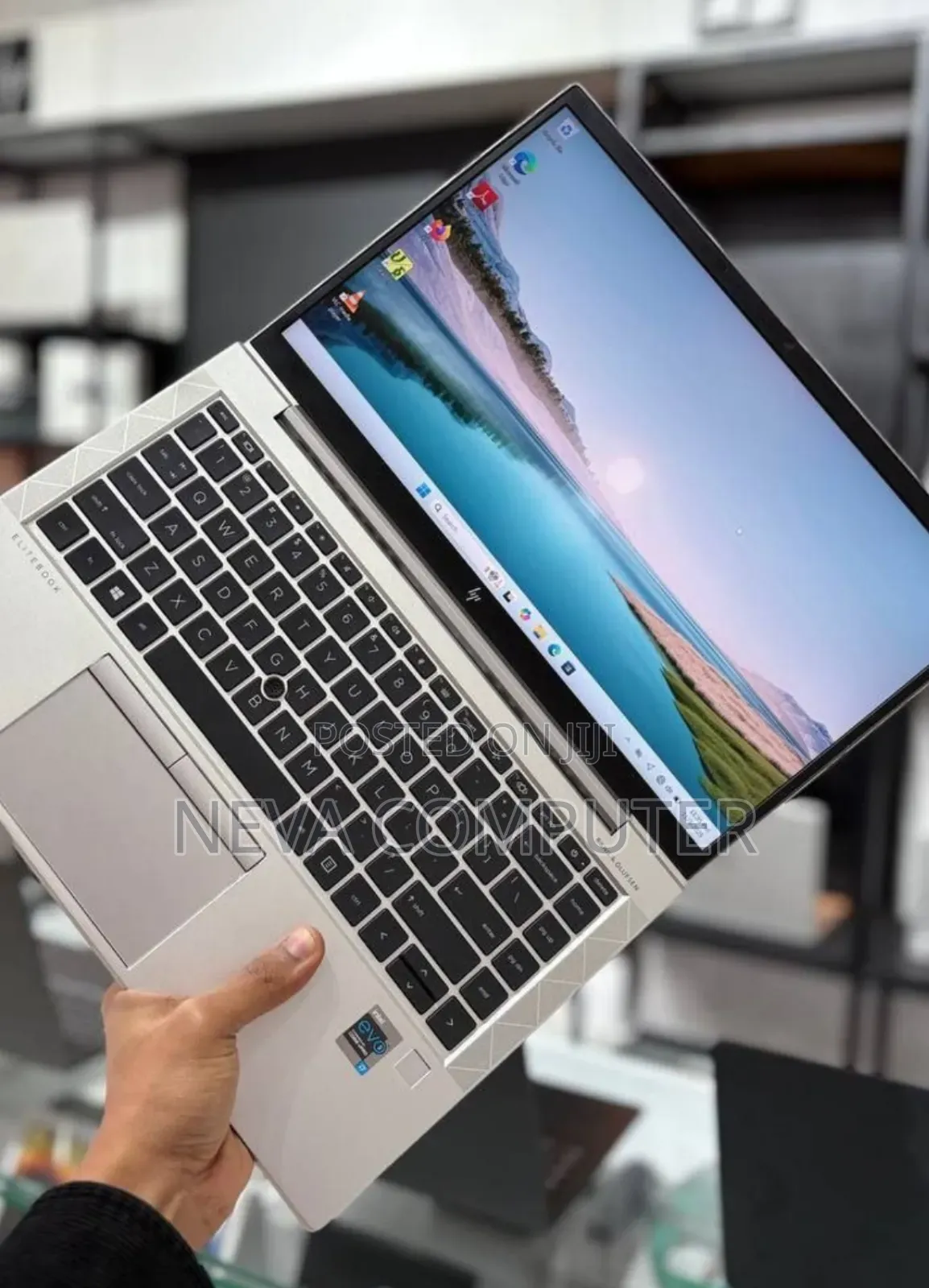 New Laptop HP EliteBook 830 G7 16GB Intel Core I7 SSD 512GB