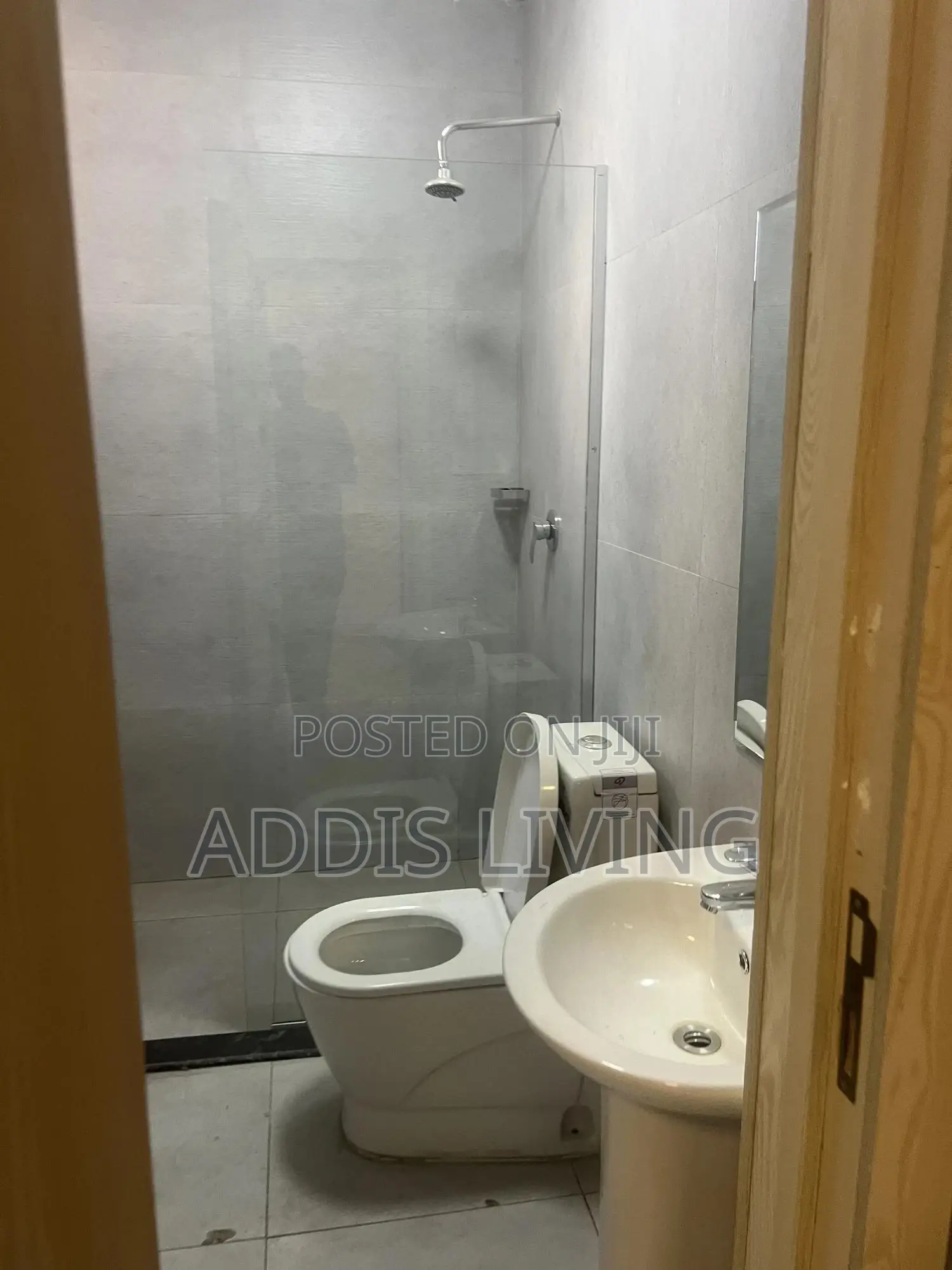 3bdrm Apartment in Bole for rent