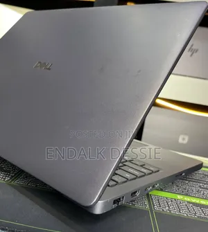 New Laptop Dell Pro Max 16 32GB Intel Core Ultra 7 SSD 512GB