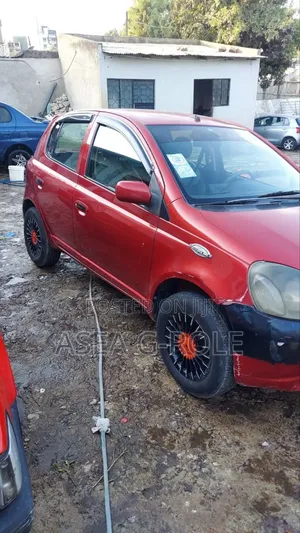 Toyota Vitz 2001 Burgundy