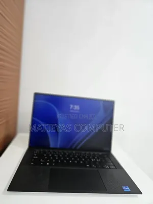 New Laptop Dell XPS 15 16GB Intel Core I7 SSD 512GB