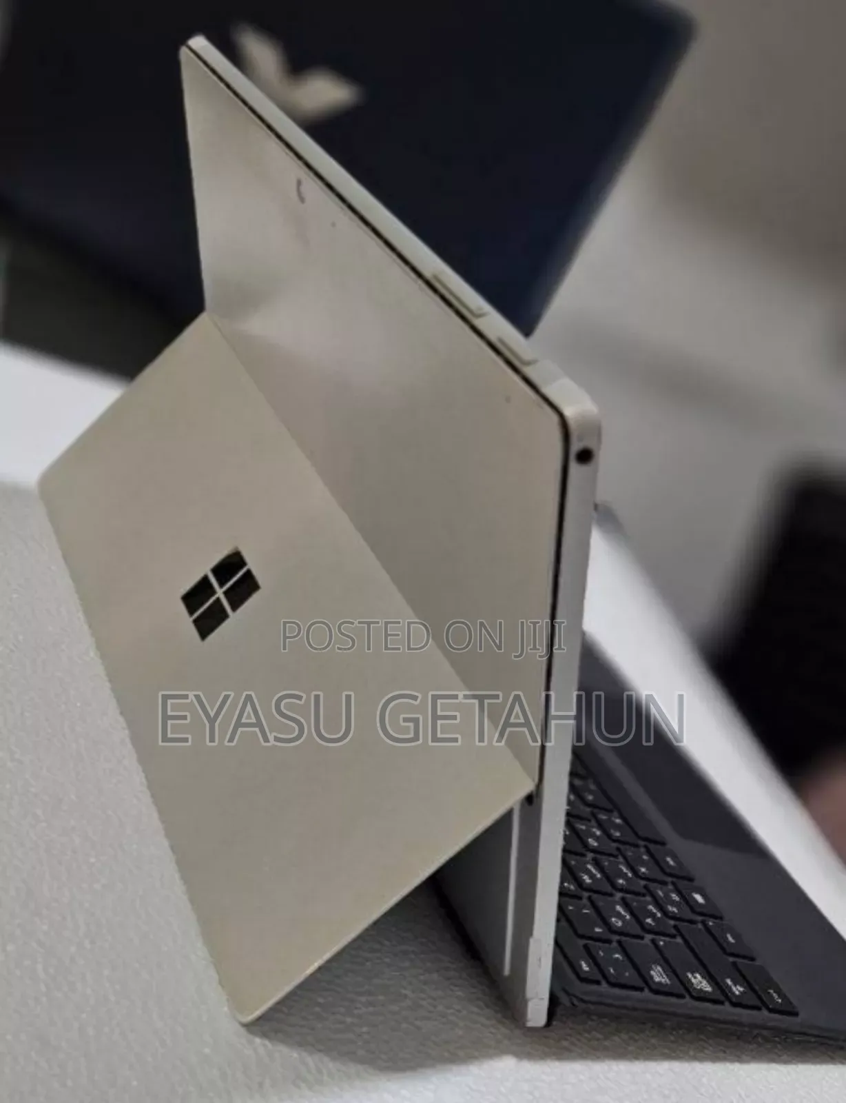 New Laptop Microsoft Surface Pro 7 8GB Intel Core I5 SSD 128GB