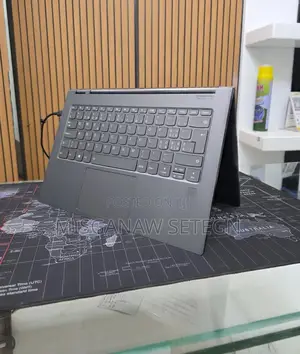 New Laptop Lenovo Yoga C930 16GB Intel Core I7 SSD 512GB