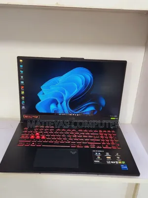 New Laptop Asus 16GB Intel Core I7 SSD 1T