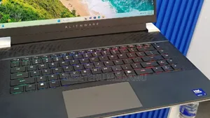 New Laptop Alienware M17x R2 32GB Intel Core Ultra 9 SSD 1T