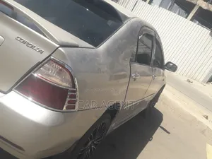 Toyota Corolla 2007 Gold