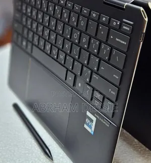 New Laptop HP Spectre 16GB Intel Core I7 SSD 1T