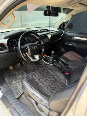 Toyota Hilux 2017 Silver