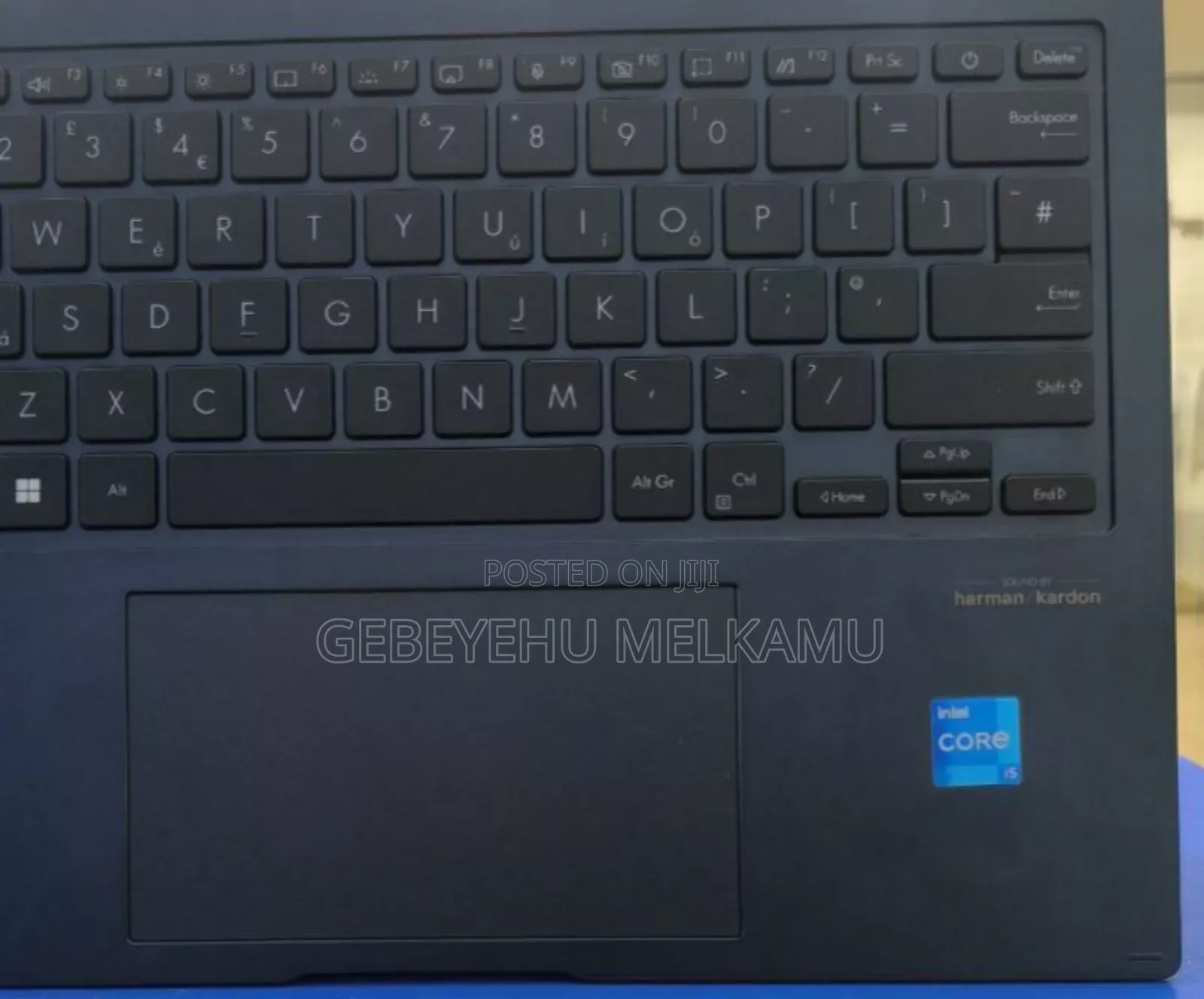 New Laptop Asus ZenBook 13 UX331UN 16GB Intel Core I7 SSD 512GB