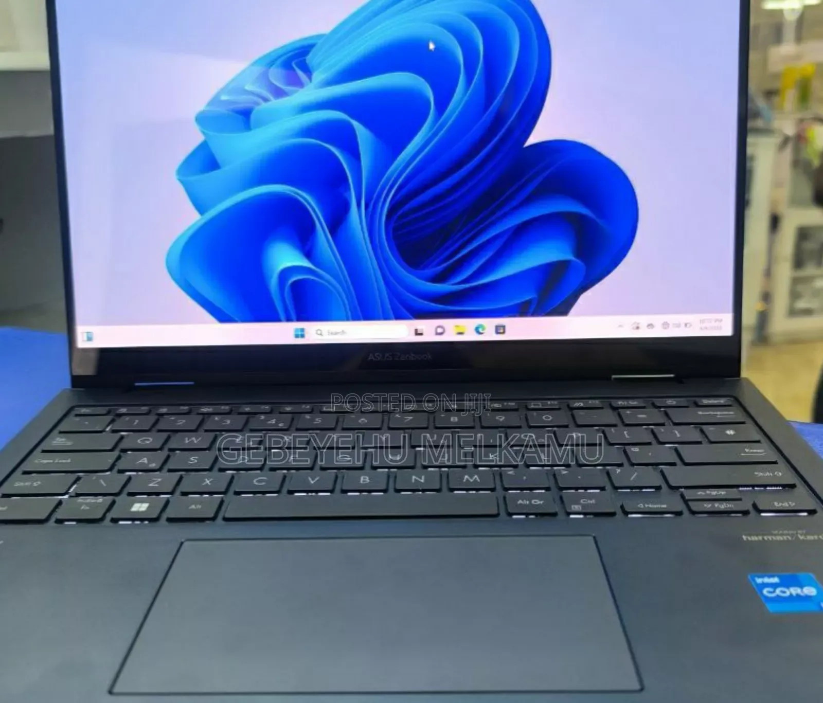 New Laptop Asus ZenBook 13 UX331UN 16GB Intel Core I7 SSD 512GB