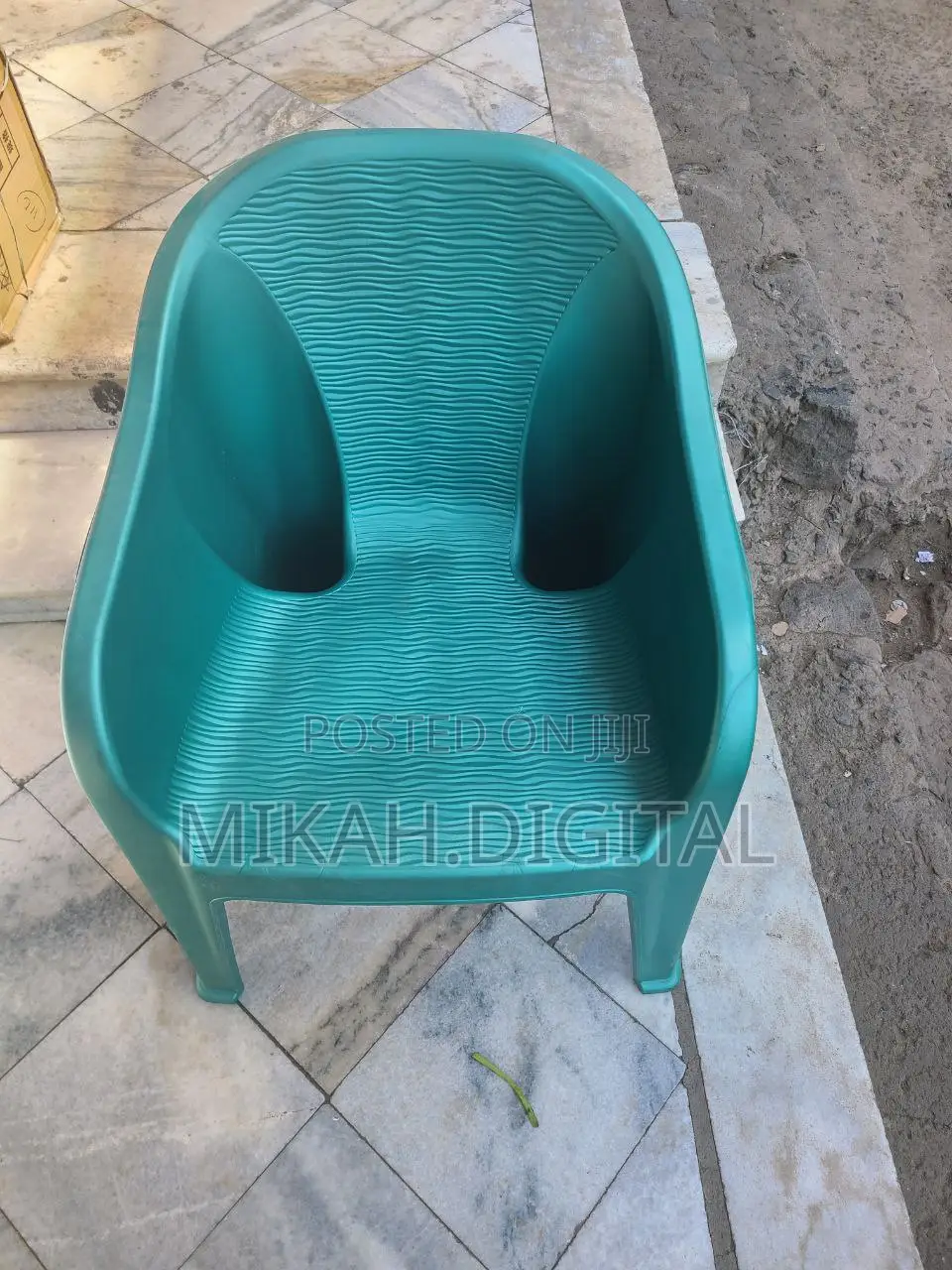 New Design Green Plastic Chair Very Durable Plastic Chairs