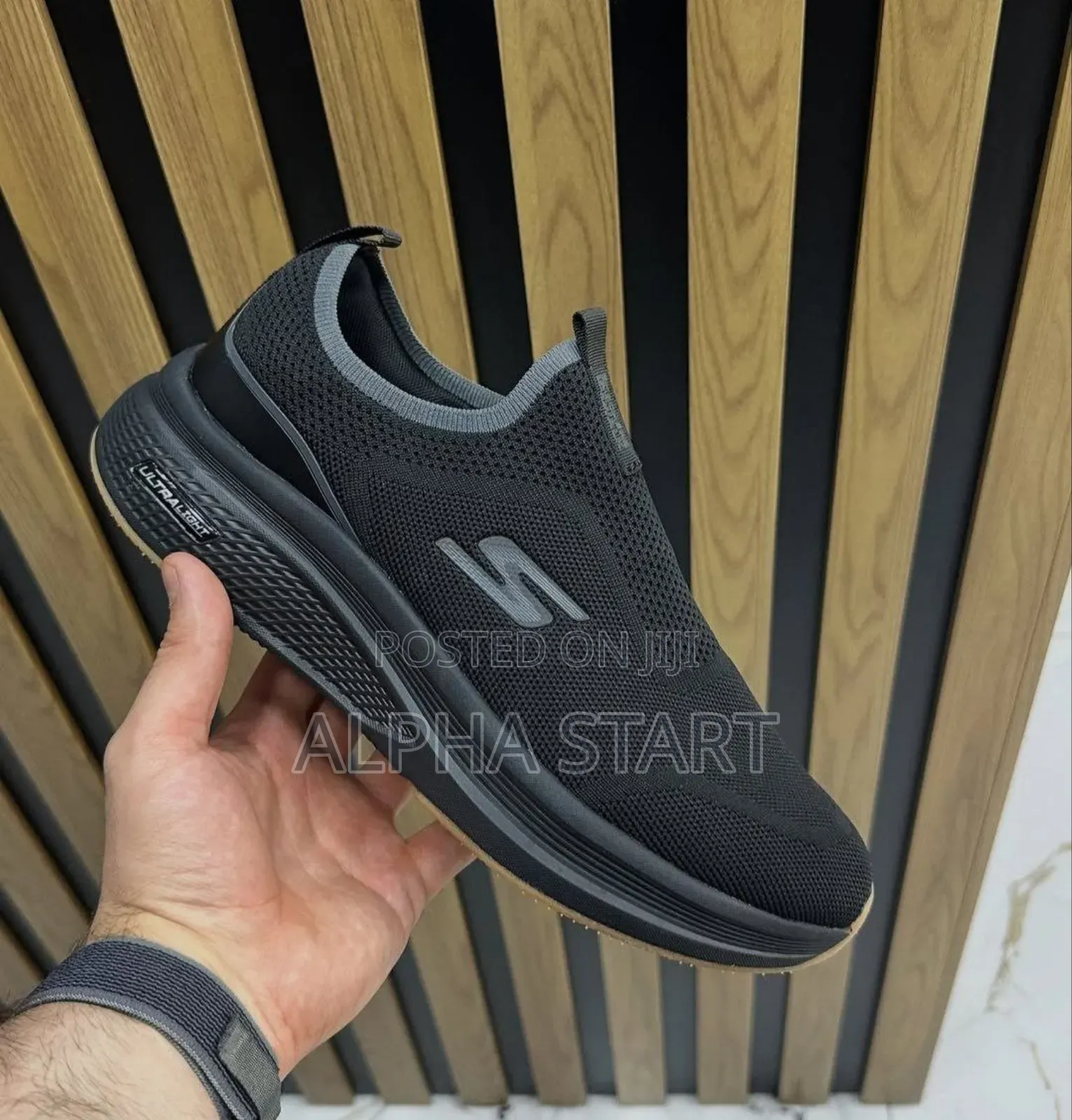 Skechers High Master Quality Smooth Sneakers for You Made in Vietnam