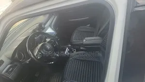 Suzuki Swift 2022 White