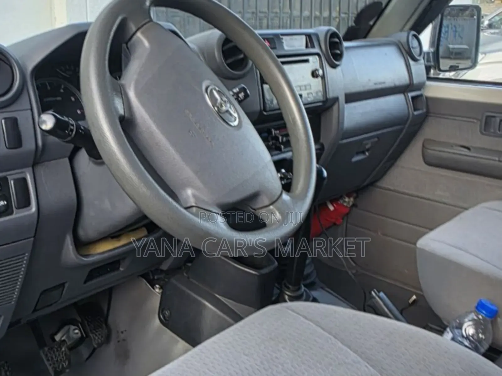 Toyota Land Cruiser 2019 White