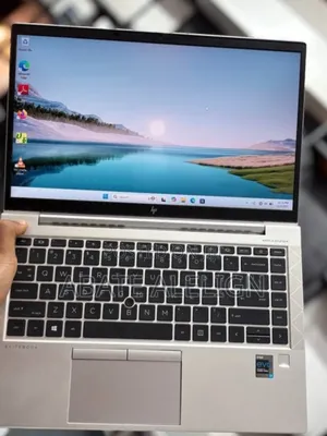 New Laptop HP EliteBook 830 G8 16GB Intel Core I7 SSD 512GB