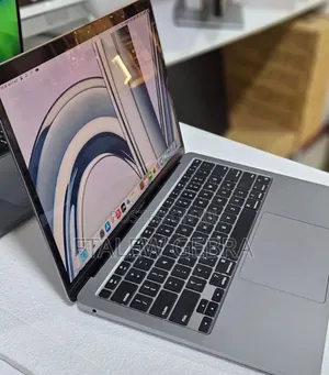 New Laptop Apple MacBook Air 2020 M1 8GB Apple M1 Pro SSD 256GB