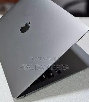 New Laptop Apple MacBook Air 2020 M1 8GB Apple M1 Pro SSD 256GB