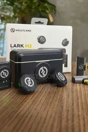 Hollyland Lark M2 Duo – Professional Wireless Microphone