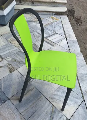 High Quality Dining Plastic Chairs | New Design